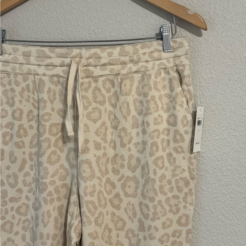 Splendid Super Soft Leopard Joggers - Picture 5 of 10